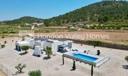 Resale - Villa - Canada de la Lena