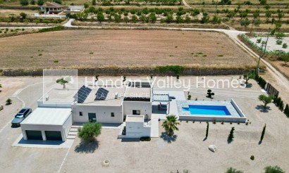 Resale - Villa - Canada de la Lena