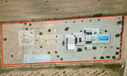 Resale - Villa - Canada de la Lena