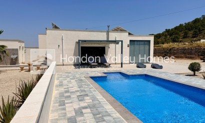 Resale - Villa - Canada de la Lena