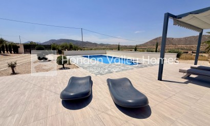 Resale - Villa - Canada de la Lena