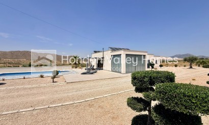 Resale - Villa - Canada de la Lena