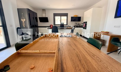 Resale - Villa - Canada de la Lena
