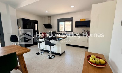 Resale - Villa - Canada de la Lena