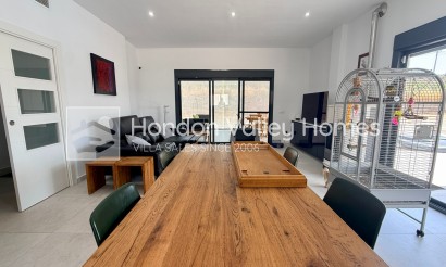 Resale - Villa - Canada de la Lena