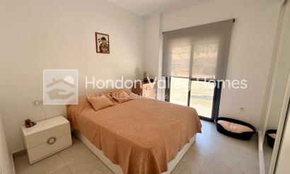 Resale - Villa - Canada de la Lena