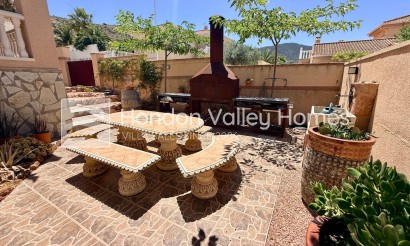 Resale - Villa - Hondón de las Nieves