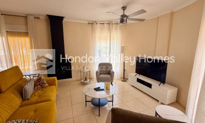 Resale - Villa - Hondón de las Nieves