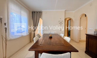 Resale - Villa - Hondón de las Nieves