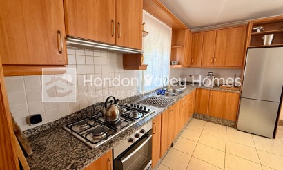 Resale - Villa - Hondón de las Nieves