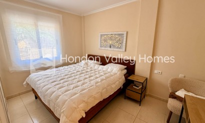 Resale - Villa - Hondón de las Nieves