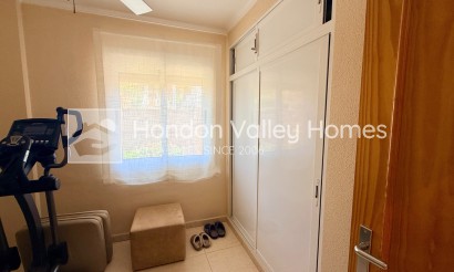 Resale - Villa - Hondón de las Nieves