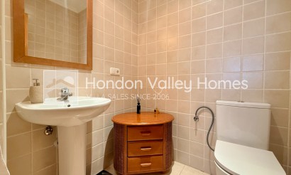 Resale - Villa - Hondón de las Nieves