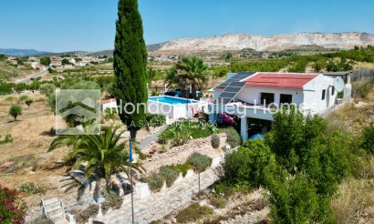 Resale - Cave - Algueña