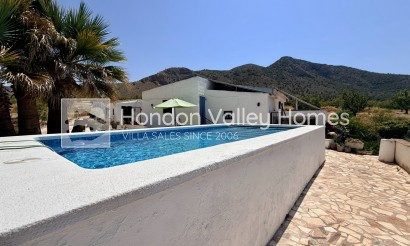 Resale - Cave - Algueña