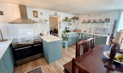 Resale - Cave - Algueña
