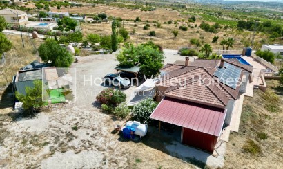 Resale - Villa - La Romana