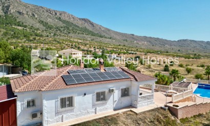 Resale - Villa - La Romana
