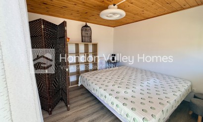 Resale - Villa - La Romana