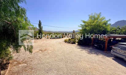 Resale - Villa - La Romana