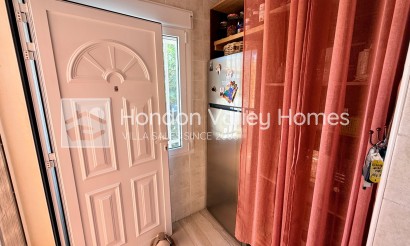 Resale - Villa - La Romana