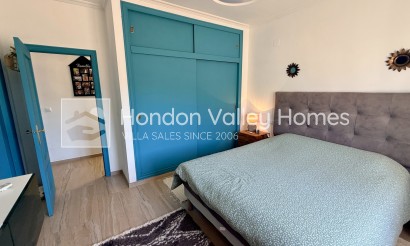 Resale - Villa - La Romana