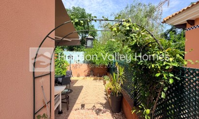 Rynek wtórny - Detached Villa - Montesinos - La Herrada