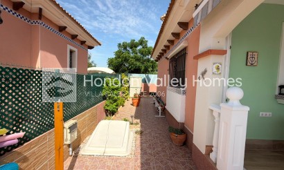 Rynek wtórny - Detached Villa - Montesinos - La Herrada