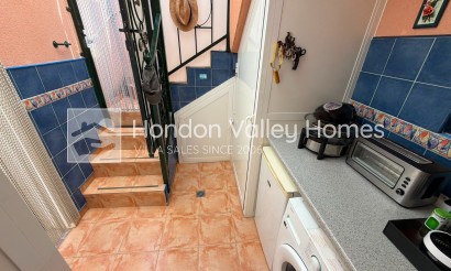 Rynek wtórny - Detached Villa - Montesinos - La Herrada