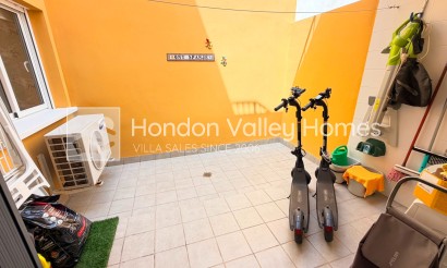 Wiederverkauf - Wohnung - Torrevieja - Aguas Nuevas