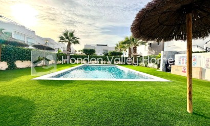Wiederverkauf - Wohnung - Torrevieja - Aguas Nuevas