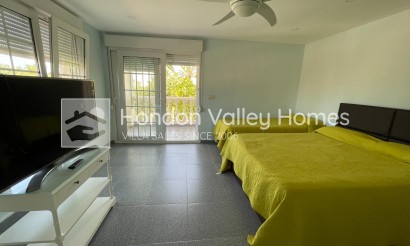 Rynek wtórny - Villa - Orihuela Costa - Cabo Roig