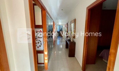 Resale - Villa - Albatera
