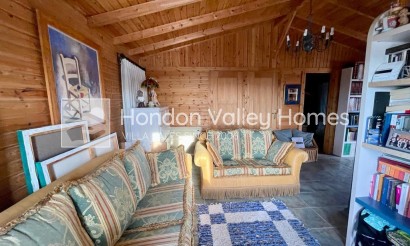 Resale - Villa - Albatera
