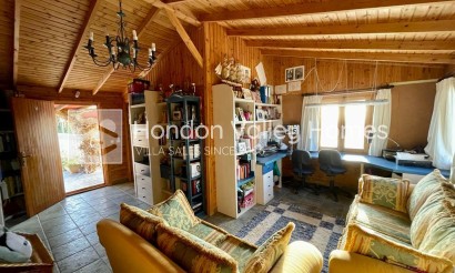 Resale - Villa - Albatera