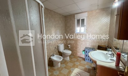 Resale - Villa - Albatera