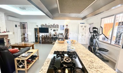 Resale - Finca / Country Property - Crevillente