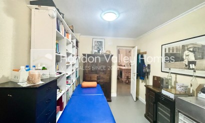 Resale - Finca / Country Property - Crevillente