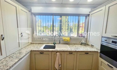 Resale - Finca / Country Property - Crevillente