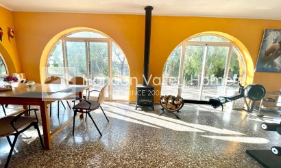 Resale - Finca / Country Property - Crevillente