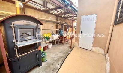 Resale - Finca / Country Property - Crevillente