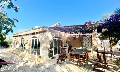 Resale - Finca / Country Property - Crevillente