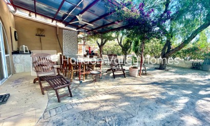 Resale - Finca / Country Property - Crevillente