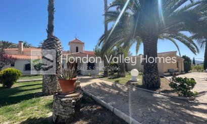 Rynek wtórny - Finca / Country Property - Elda