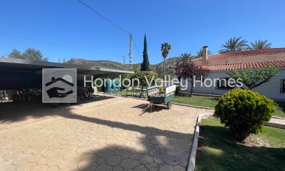 Rynek wtórny - Finca / Country Property - Elda