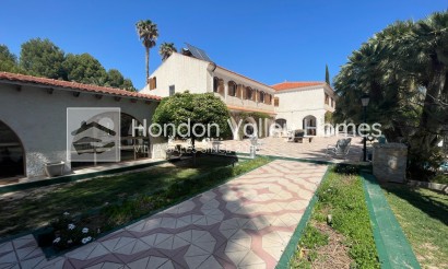 Rynek wtórny - Finca / Country Property - Elda