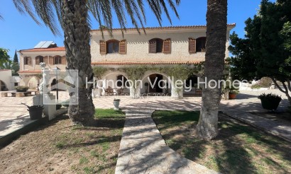 Rynek wtórny - Finca / Country Property - Elda