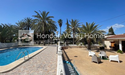 Rynek wtórny - Finca / Country Property - Elda