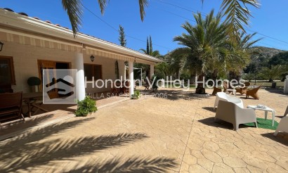 Rynek wtórny - Finca / Country Property - Elda