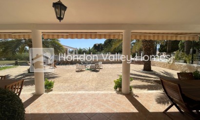 Rynek wtórny - Finca / Country Property - Elda